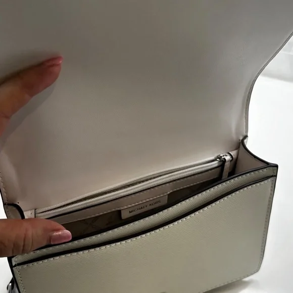 Michael Kors Jet Set Large Fulflap Chain Saffiano Leather Crossbody Bag White - Picture 8 of 9